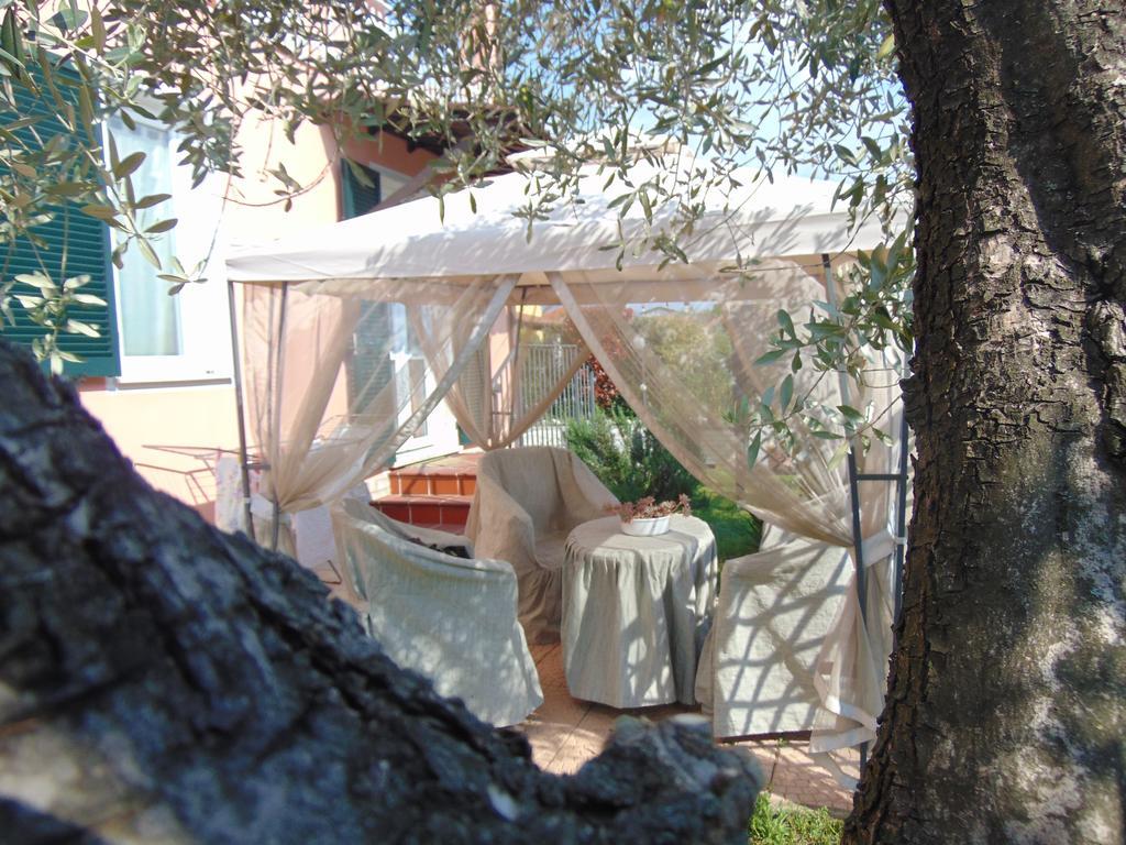 Appartamenti Ca'Melia Sarzana Exterior foto